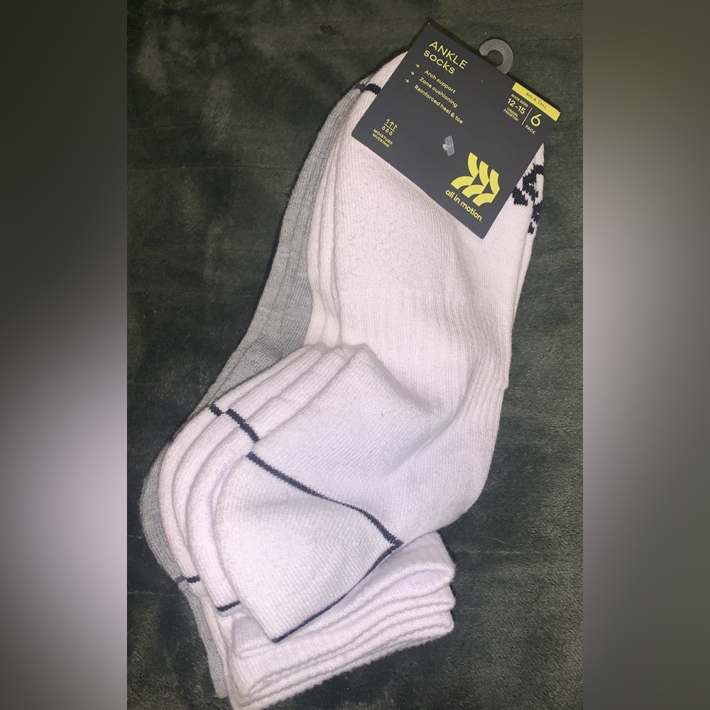 BIG AND TALL ALL IN MOTION ANKLE SOCKS